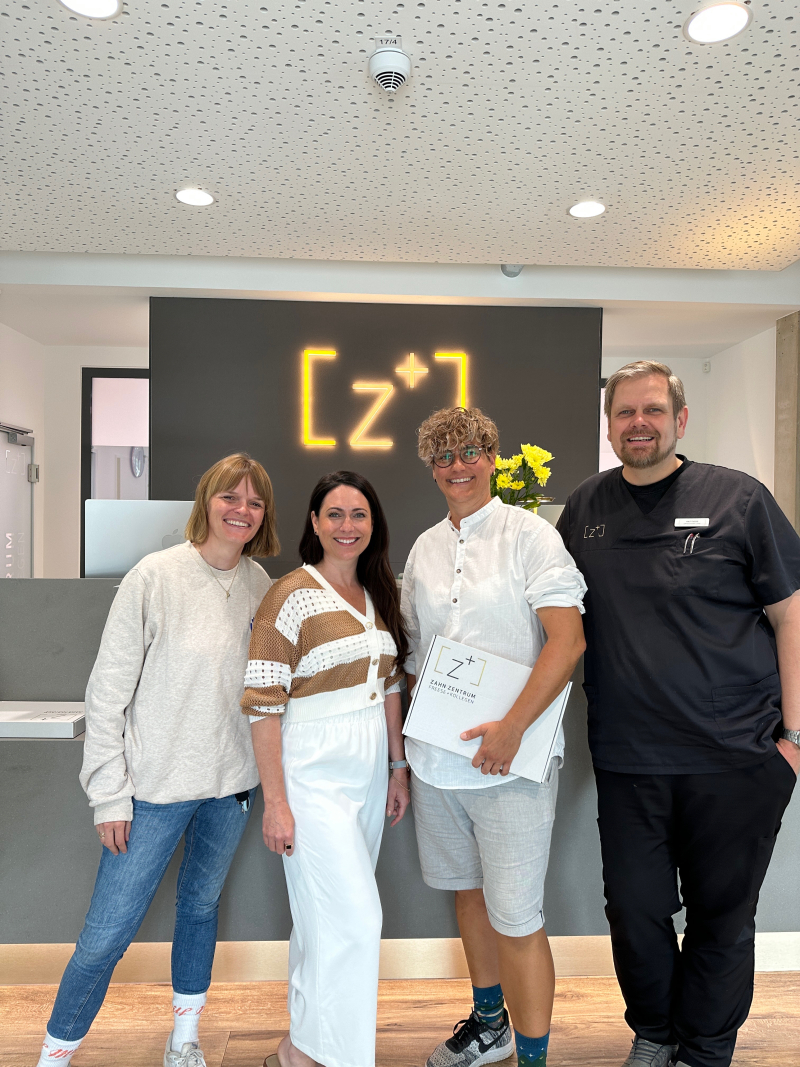 Keep Smiling bei Zahnzentrum Freese